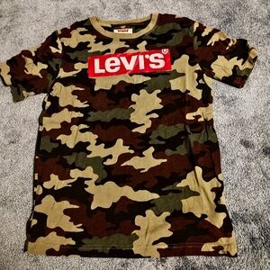 Boys Large Levi's T Shirt